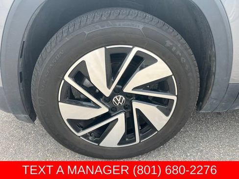 Used 2024 Volkswagen Atlas SE AWD/4WD image 9