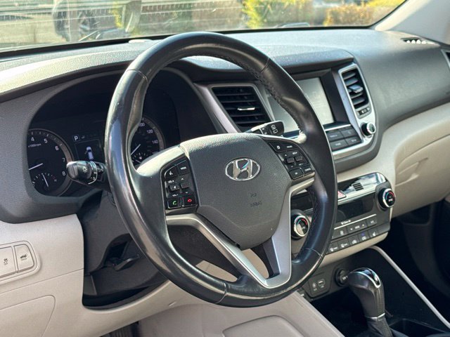Used 2018 Hyundai Tucson Value AWD/4WD image 15