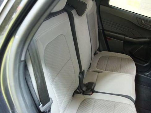 Used 2022 Ford Escape SE AWD/4WD image 9