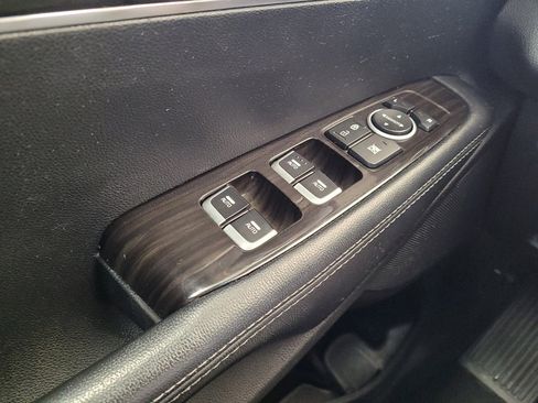 Used 2020 Kia Sorento LX AWD/4WD image 27