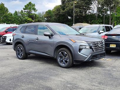 Used 2025 Nissan Rogue SV