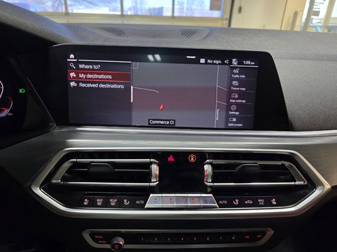 Used 2019 BMW X5 xDrive50i w/ M Sport Package image 43