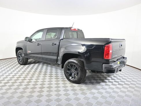 Used 2022 Chevrolet Colorado Z71 w/ Z71 Midnight Edition AWD/4WD image 4