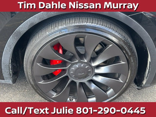 Used 2024 Tesla Model Y Performance AWD/4WD image 14