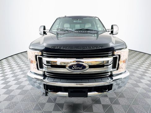 Used 2017 Ford F250 XLT w/ Snow Plow Prep Package image 2