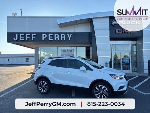 Used 2022 Buick Encore Preferred w/ Safety Package AWD/4WD image 1
