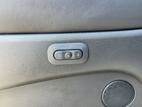 Used 2020 Jeep Grand Cherokee SRT image 25