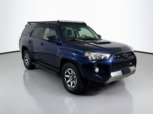 Used 2017 Toyota 4Runner TRD Off-Road Premium AWD/4WD image 7