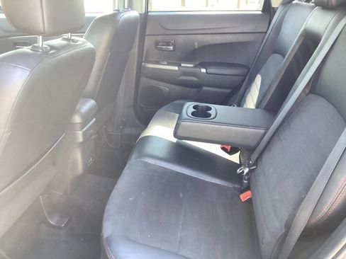 Used 2022 Mitsubishi Outlander Sport SE image 15