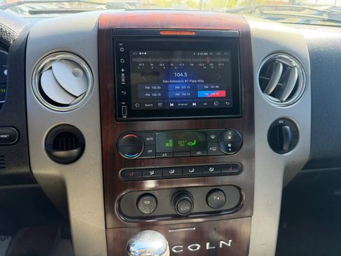 Used 2006 Lincoln Mark LT Pickup 4D 5 1/2 ft image 21