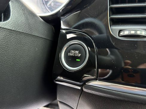 Used 2018 Buick Encore Preferred AWD/4WD image 12