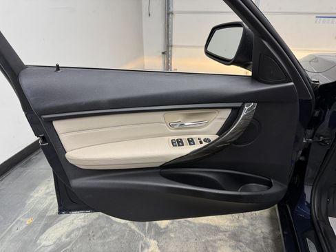 Used 2014 BMW 328i xDrive Sedan image 12