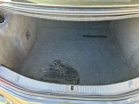 Used 2013 Cadillac XTS Premium image 17