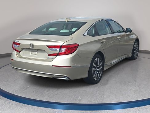 Used 2019 Honda Accord EX image 5