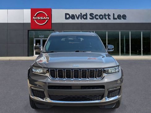Used 2024 Jeep Grand Cherokee L Limited AWD/4WD image 28