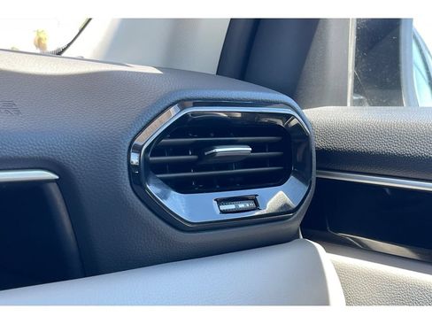 Certified 2025 Honda Pilot EX-L image 30