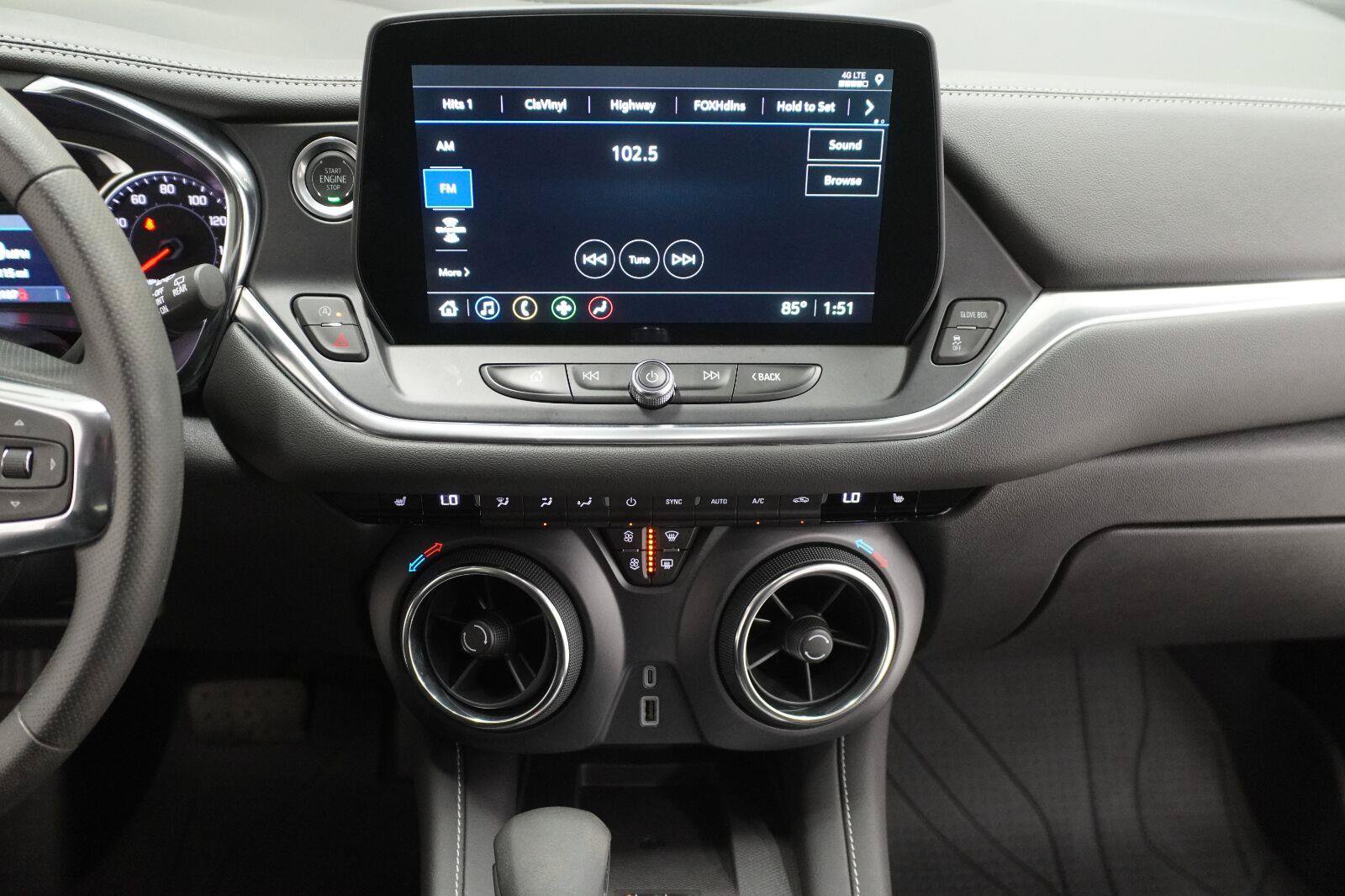 Used 2024 Chevrolet Blazer LT w/ Convenience Package FWD image 19