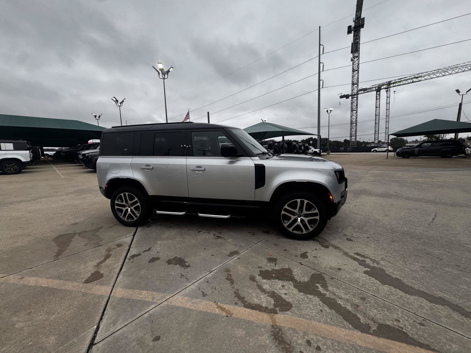 Certified 2021 Land Rover Defender 110 X AWD/4WD image 9
