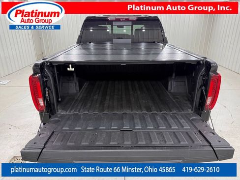 Used 2024 GMC Sierra 1500 AT4 w/ Technology Package AWD/4WD image 32