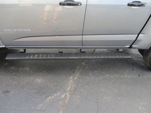 Used 2021 Chevrolet Colorado Z71 image 17