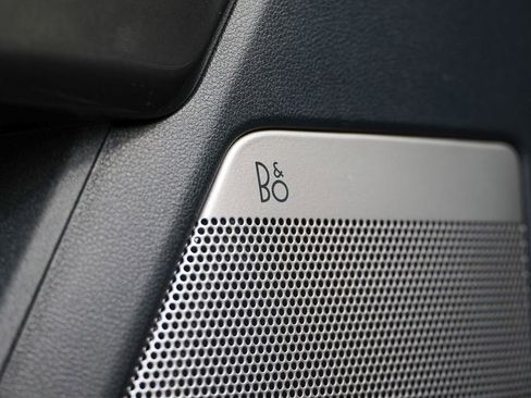 Used 2022 Ford F150 Lariat w/ Equipment Group 502A High image 7