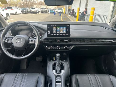 Used 2025 Honda HR-V EX-L image 12