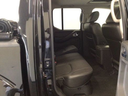 Used 2016 Nissan Frontier PRO-4X w/ Pro-4x Luxury Package AWD/4WD image 7