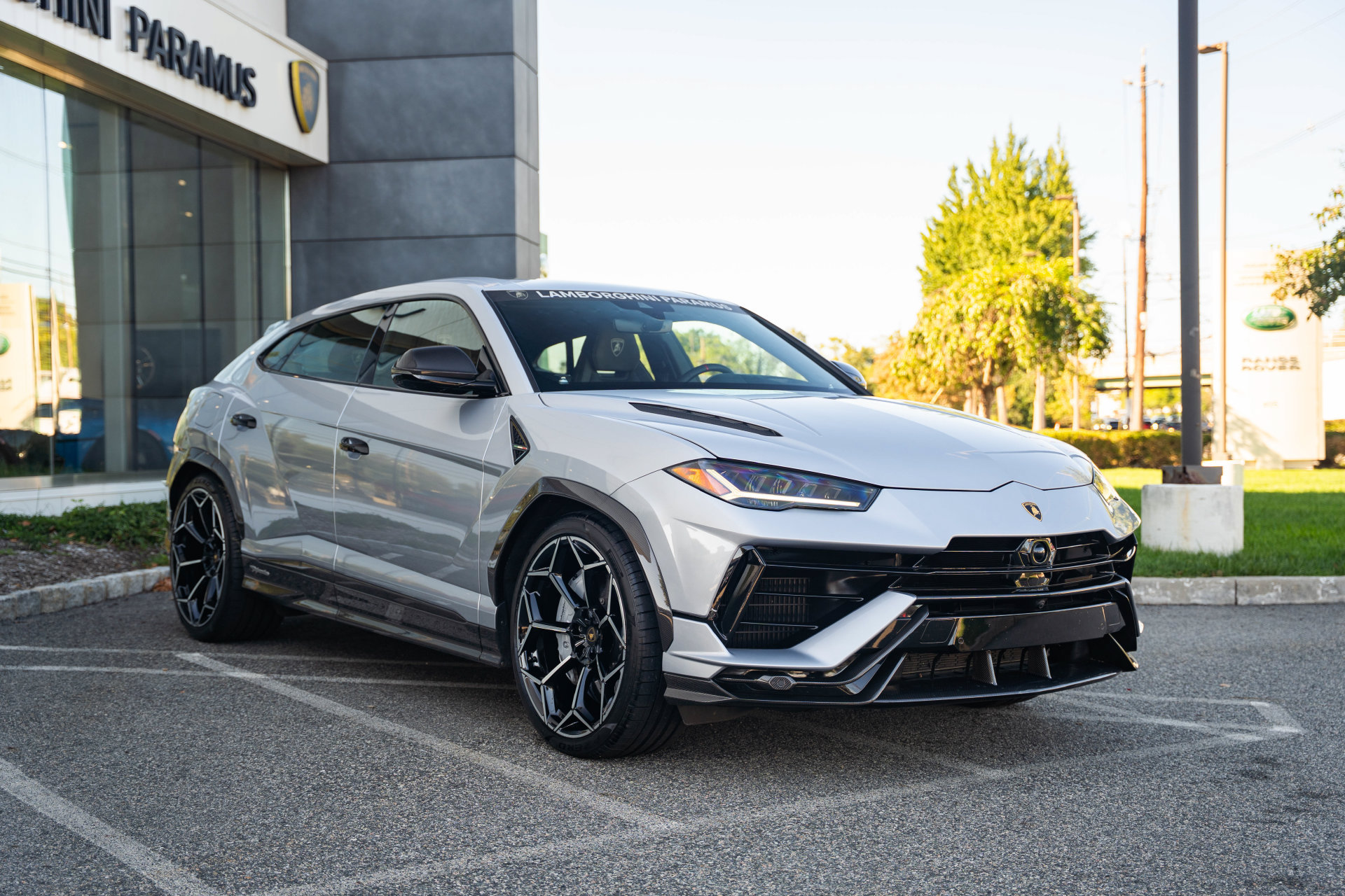 Used 2024 Lamborghini Urus Performante AWD/4WD image 11