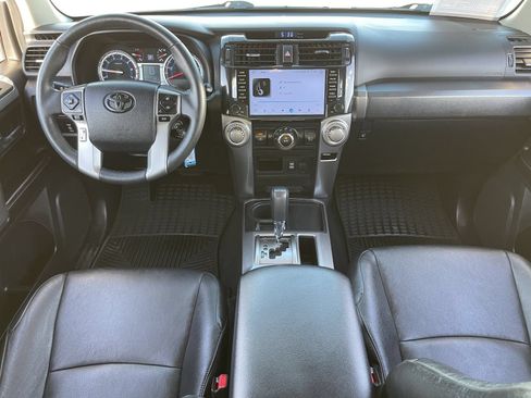 Used 2016 Toyota 4Runner SR5 RWD image 16