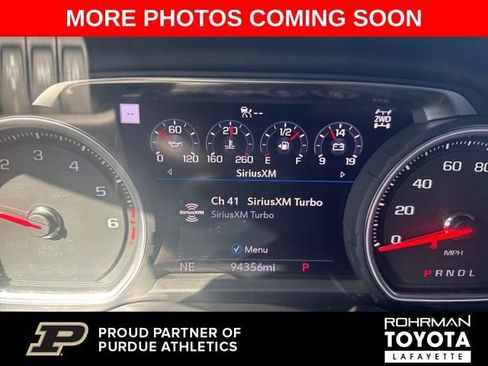 Used 2021 Chevrolet Silverado 1500 High Country w/ Technology Package AWD/4WD image 8