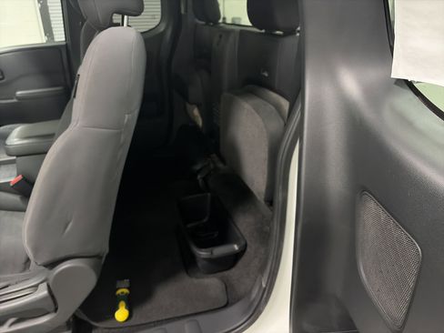 Used 2024 Nissan Frontier S w/ S Utility Package AWD/4WD image 23