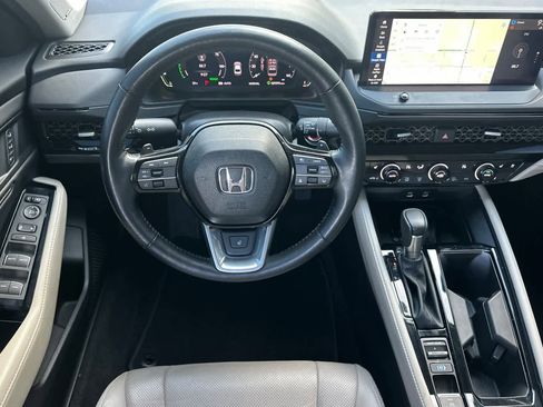 Certified 2025 Honda Accord Touring image 15