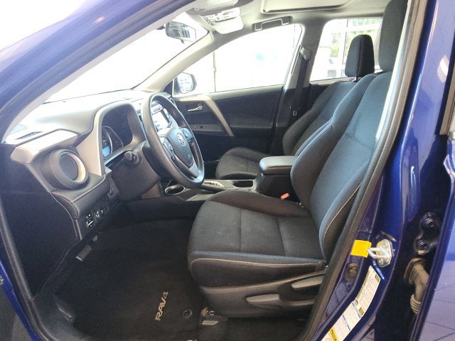 Used 2014 Toyota RAV4 XLE AWD/4WD image 18