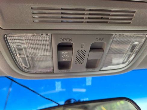 Used 2011 Honda Accord EX image 36