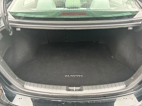 Used 2018 Hyundai Elantra Value Edition image 23