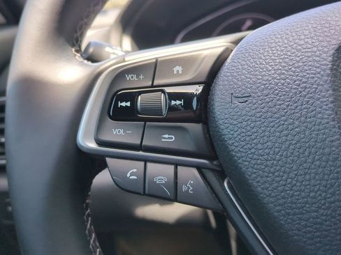 Used 2018 Honda Accord Sport image 22