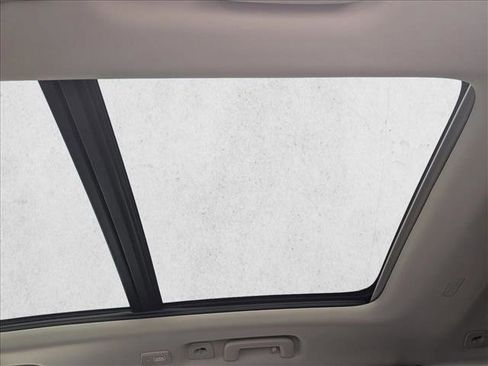 New 2026 Volvo XC90 B5 Plus image 18