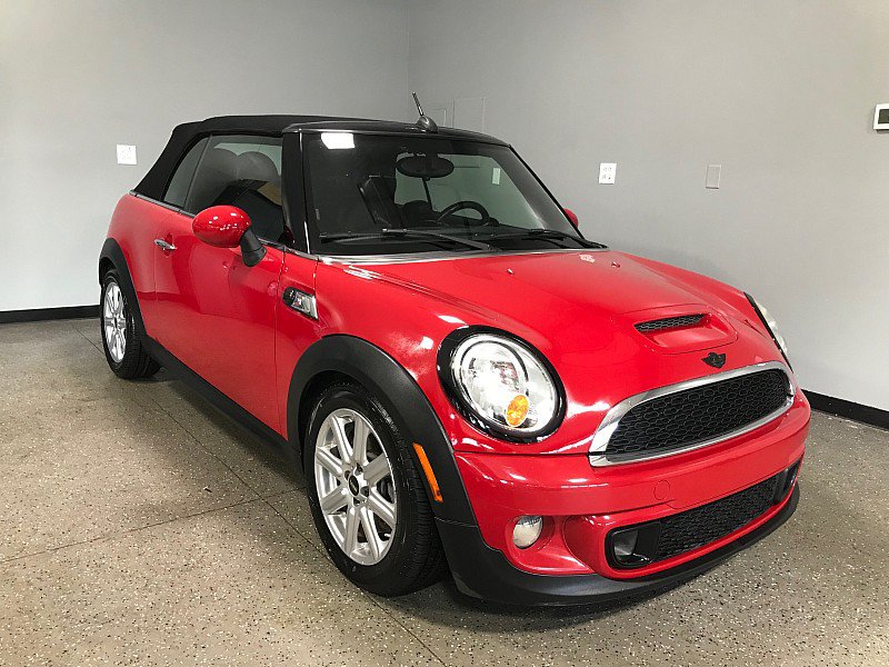 Used 2014 MINI Cooper S FWD image 1