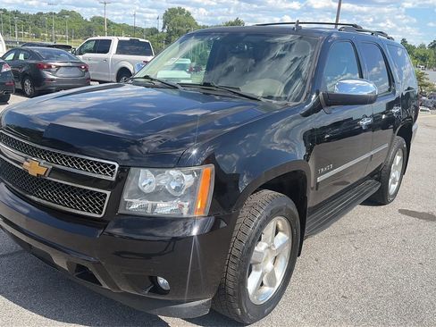 Used 2013 Chevrolet Tahoe LTZ AWD/4WD image 18