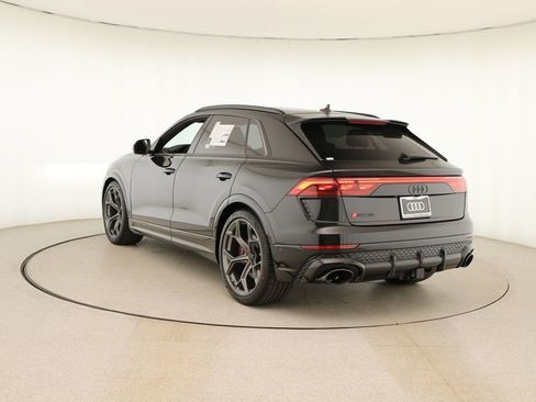 New 2026 Audi RS Q8 performance image 4