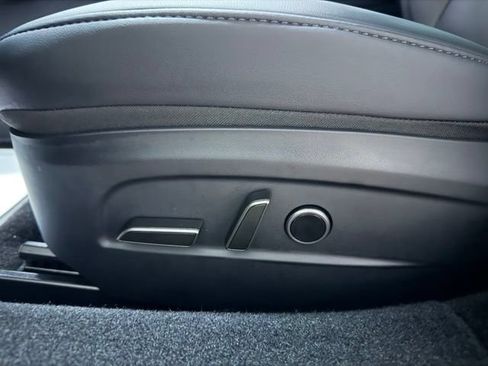 Used 2025 Tesla Model 3 RWD image 16