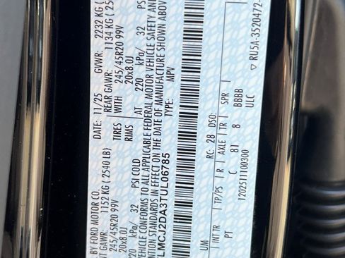 New 2026 Lincoln Corsair Reserve image 22