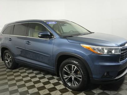 Used 2016 Toyota Highlander XLE w/ Protection Package #3