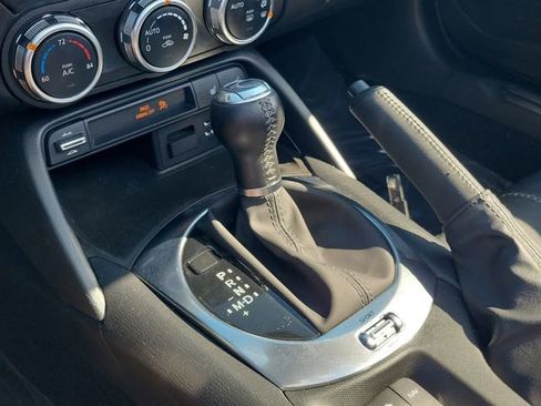 Used 2023 MAZDA MX-5 Miata Grand Touring RWD image 27