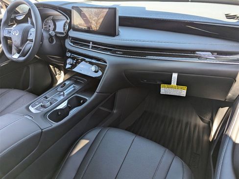 New 2025 INFINITI QX60 Pure image 30