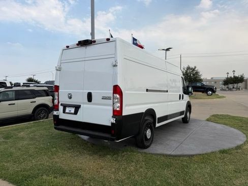 Used 2025 RAM ProMaster 3500 w/ Convenience Group FWD image 7