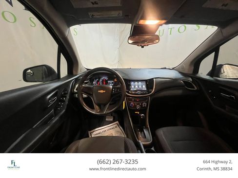 Used 2019 Chevrolet Trax LS FWD image 16