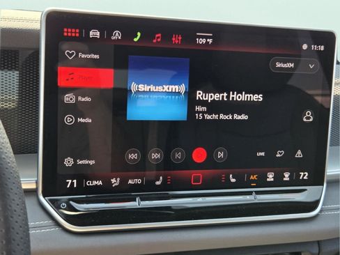 New 2026 Volkswagen Tiguan SE R-Line FWD image 25