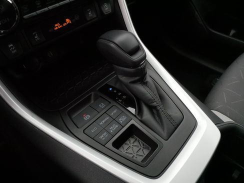 Certified 2023 Toyota RAV4 XLE image 24