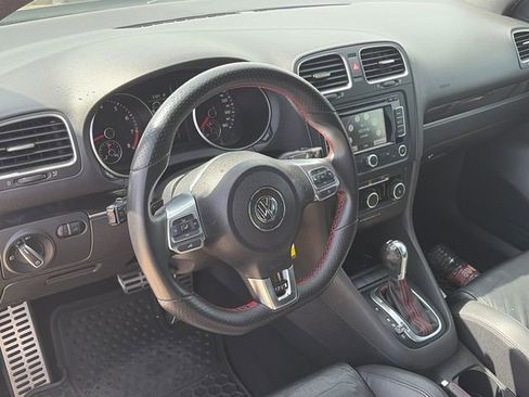Used 2014 Volkswagen GTI Driver's Edition image 13